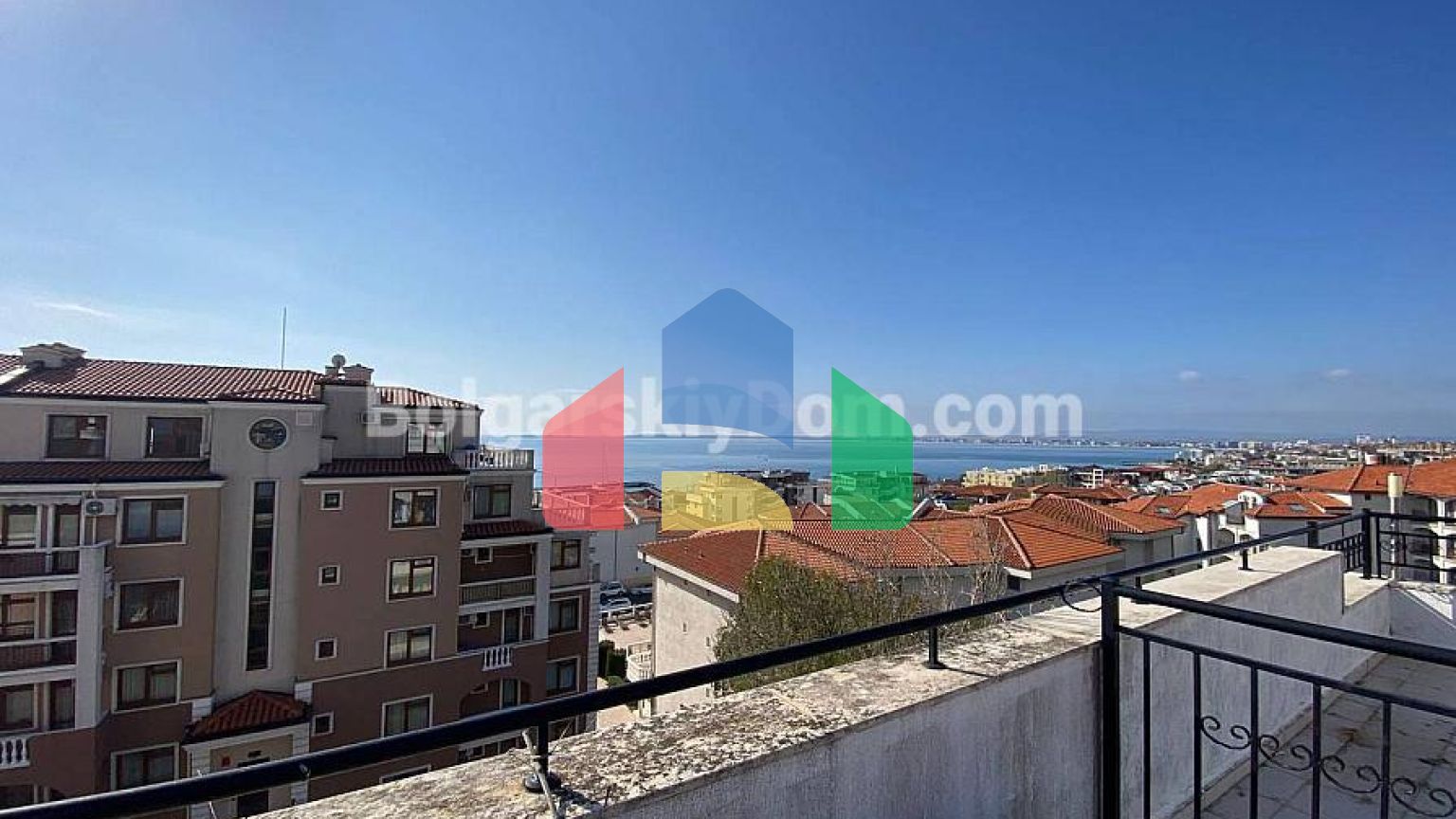 Трехкомнатная квартира в Каса Дель Мар