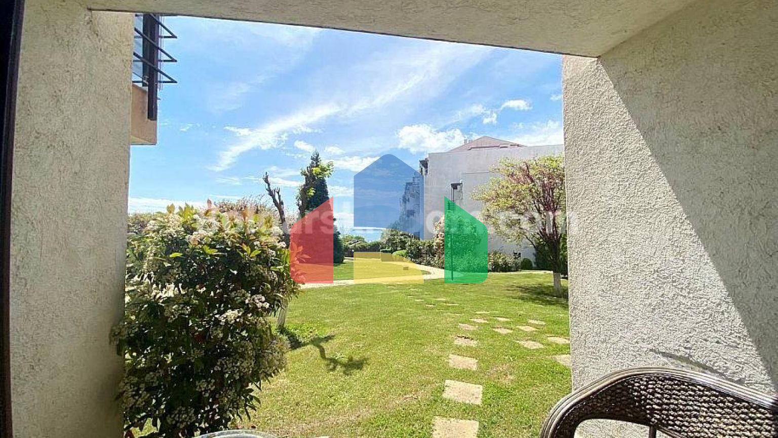 Двухкомнатная квартира в Диамант