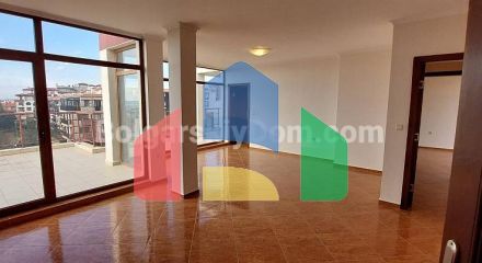 Трехкомнатная квартира в Хелиос