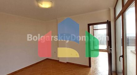 Трехкомнатная квартира в Хелиос