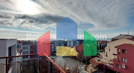 Трехкомнатная квартира в Хелиос