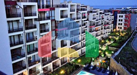 Трехкомнатная квартира в Хелиос