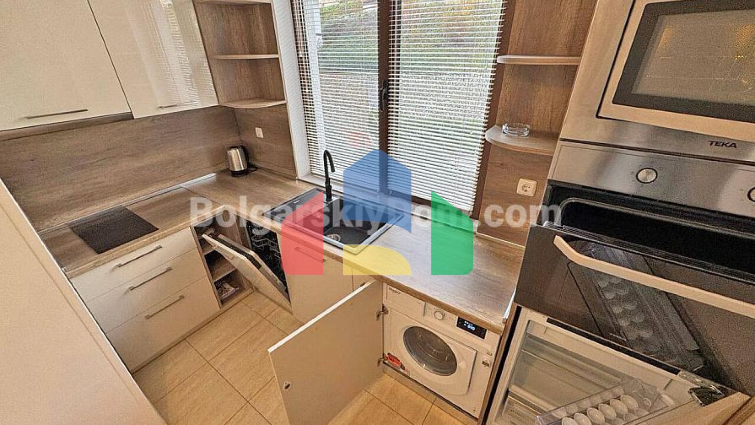 Квартира-студия в Арена