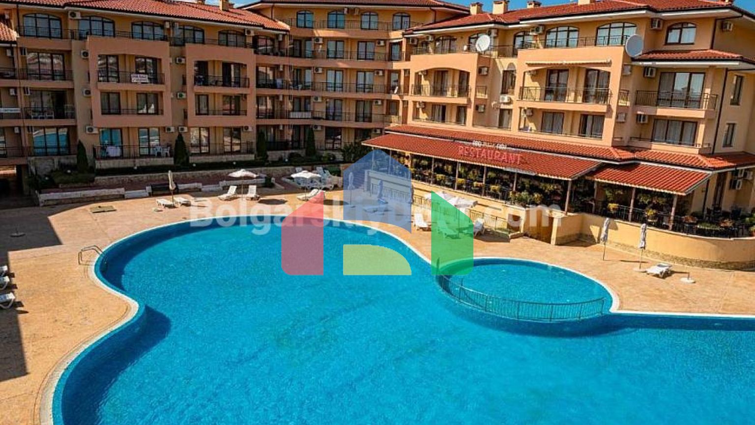 Двухкомнатная квартира в Скай Дримс