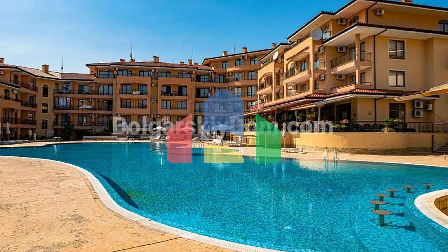 Двухкомнатная квартира в Скай Дримс