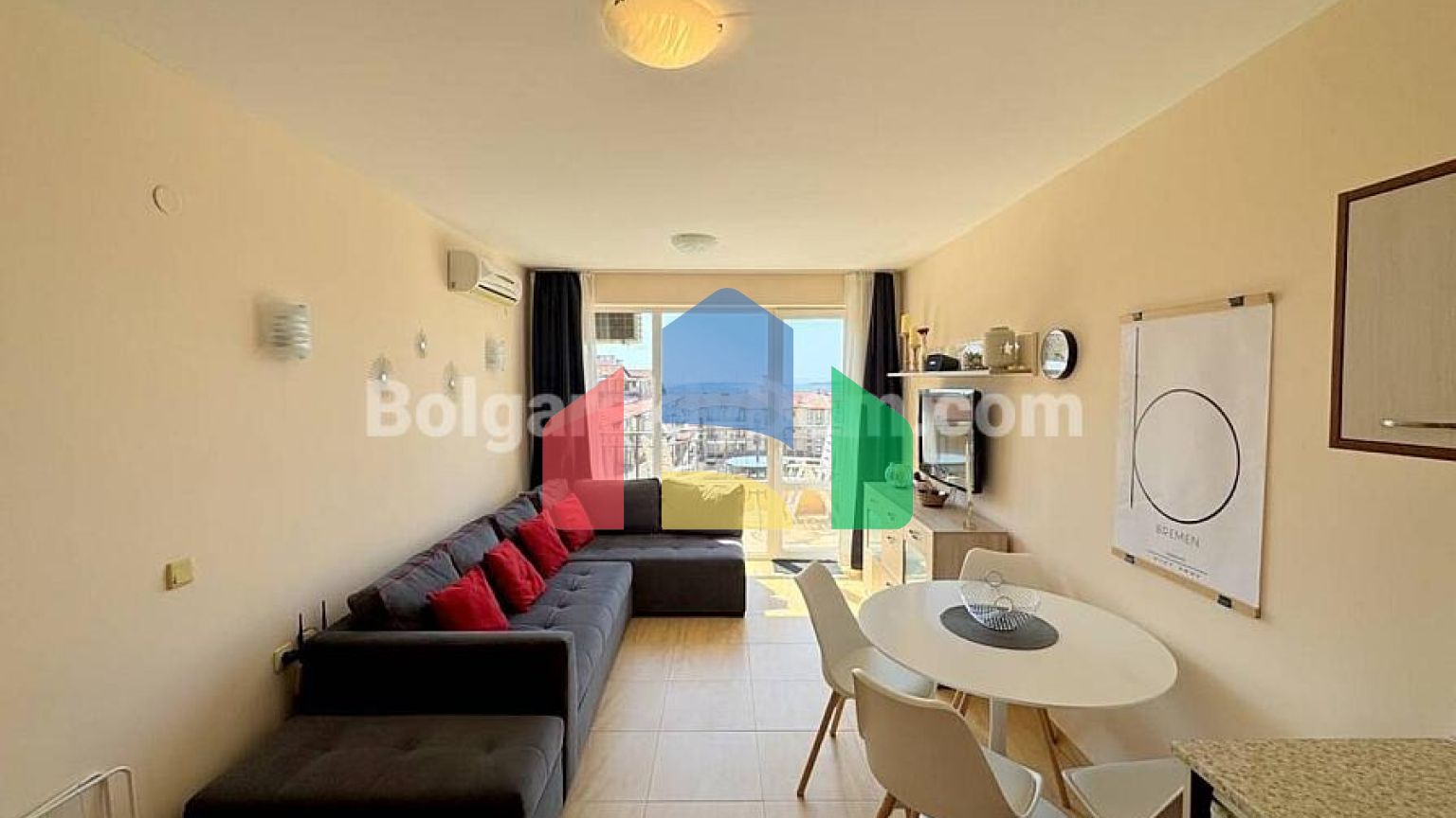 Трехкомнатная квартира в Аква Дримс