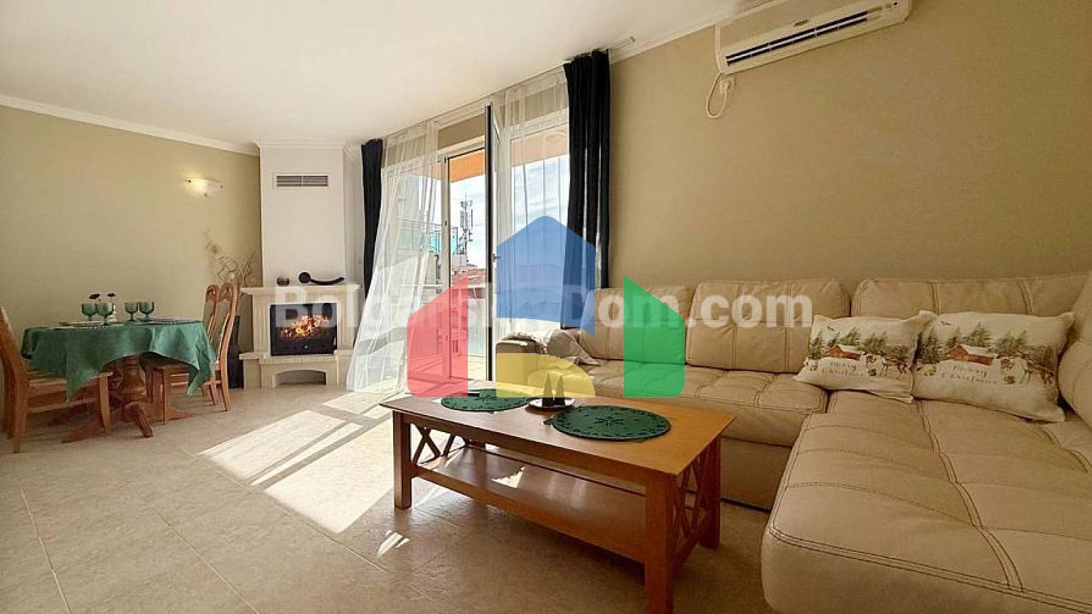 Трехкомнатная квартира в Виста Резиденс