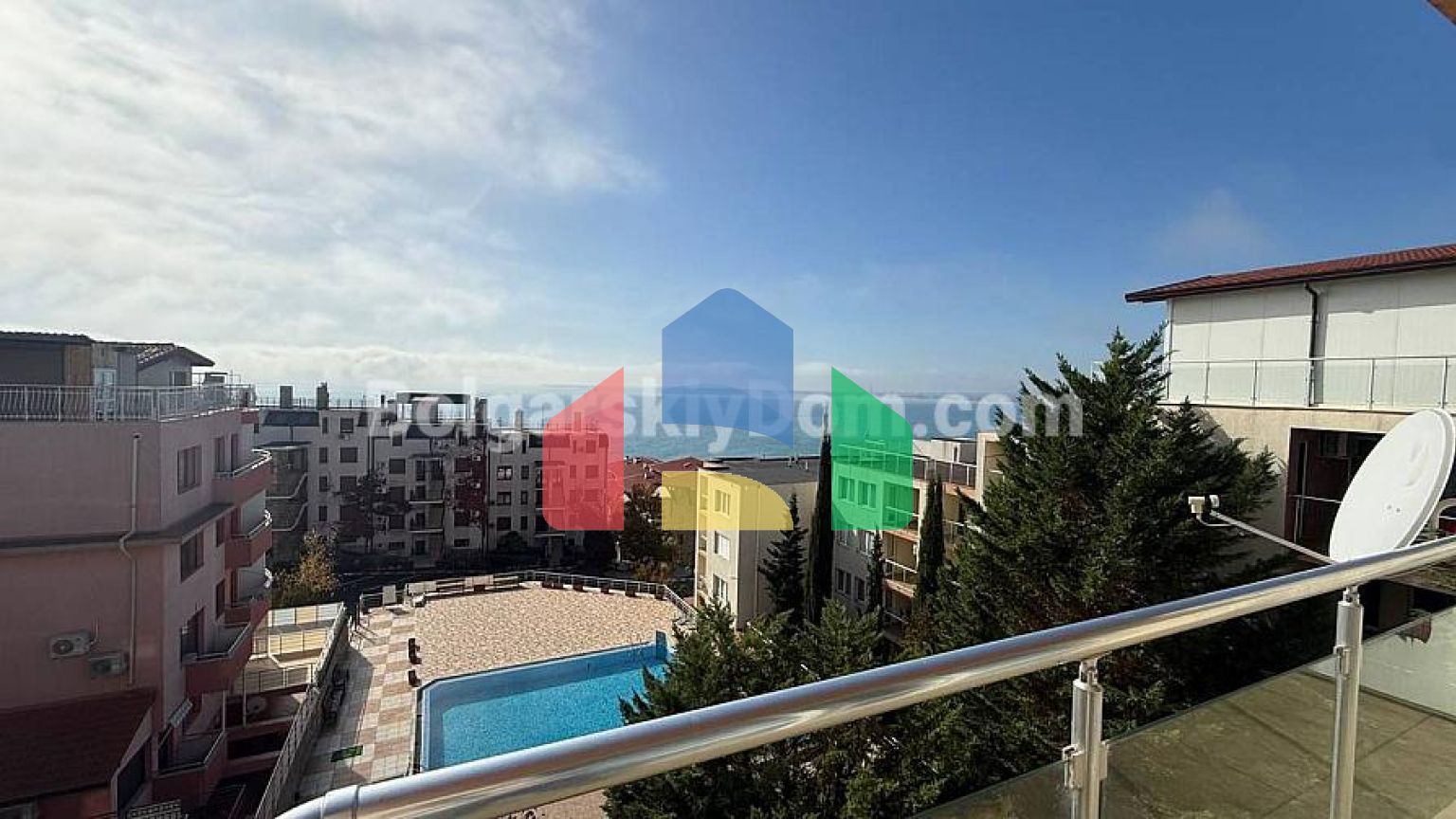 Трехкомнатная квартира в Виста Резиденс