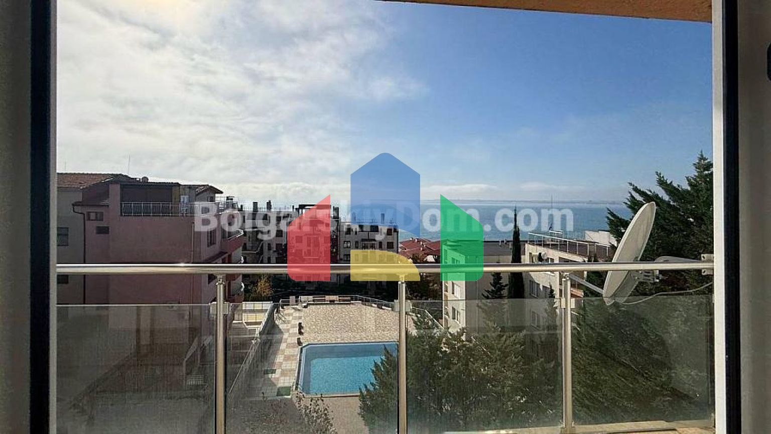 Трехкомнатная квартира в Виста Резиденс