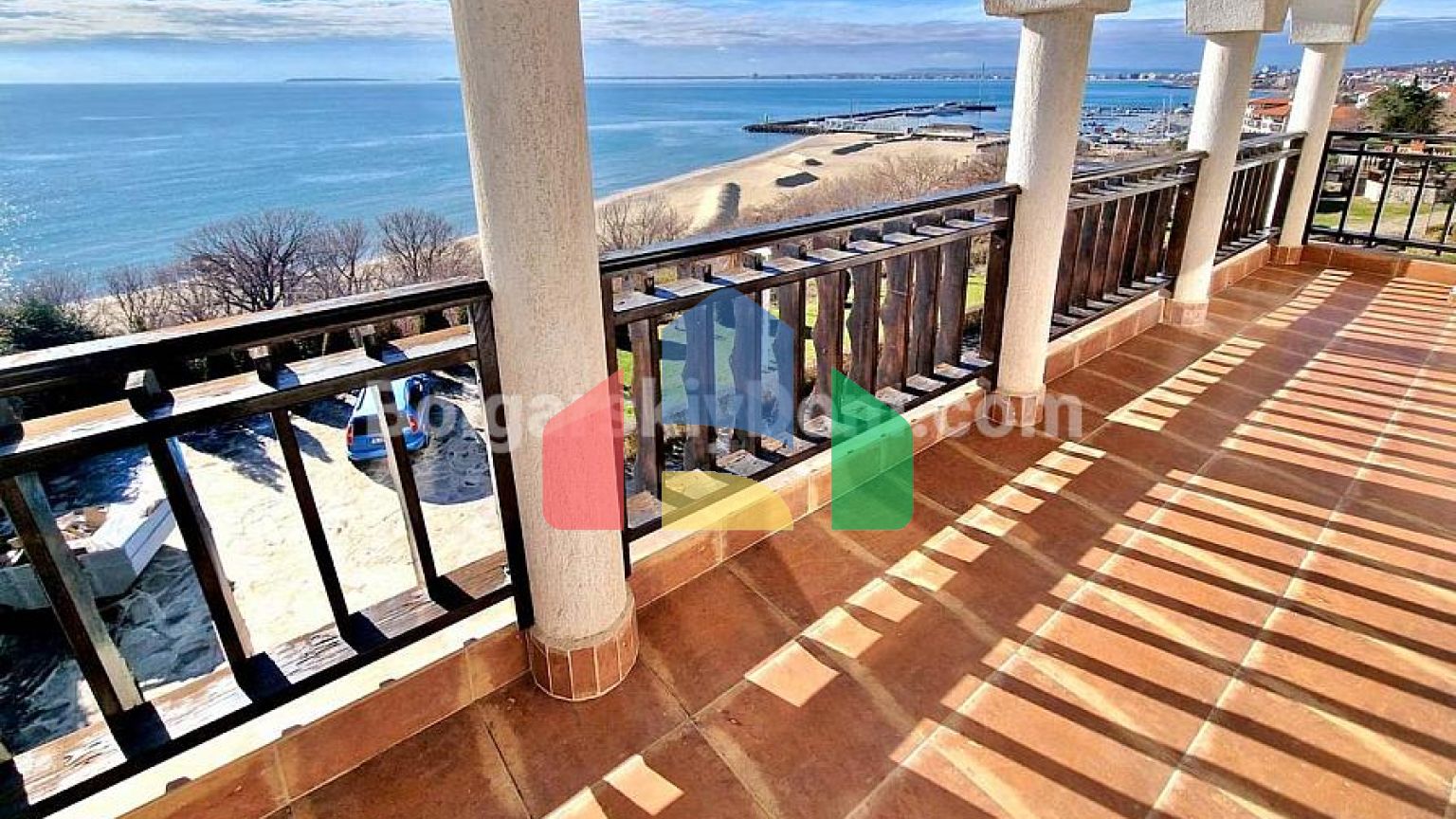 Трехкомнатная квартира в Манастира 2