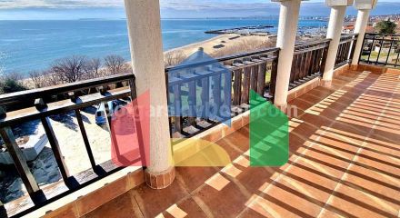 Трехкомнатная квартира в Манастира 2