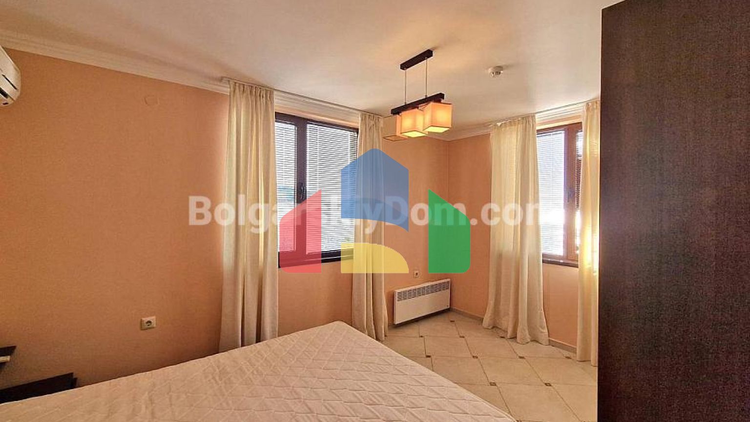 Трехкомнатная квартира в Манастира 2