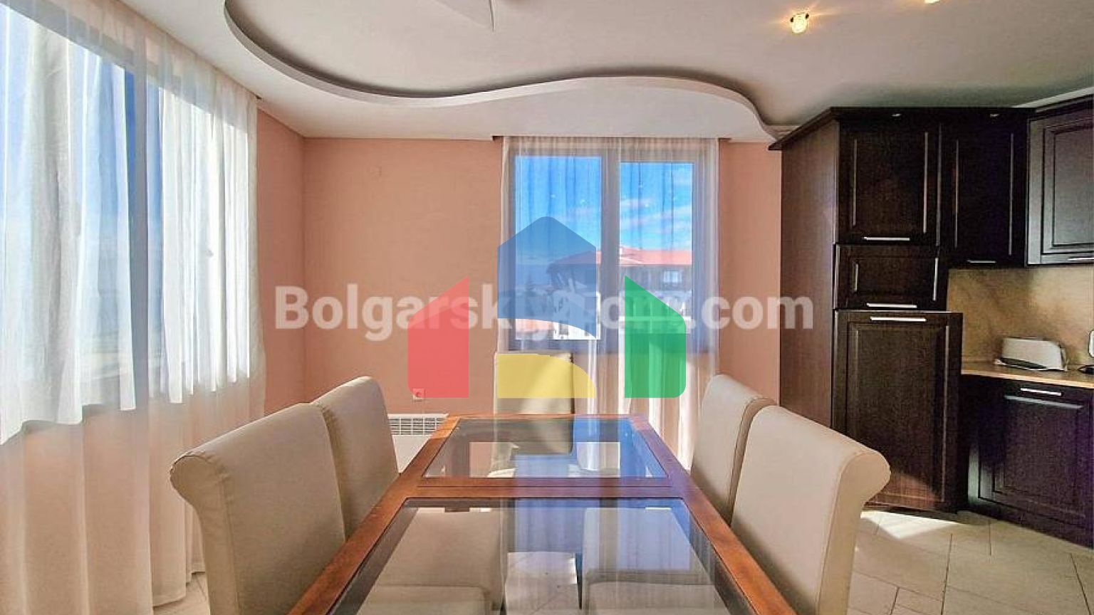 Трехкомнатная квартира в Манастира 2