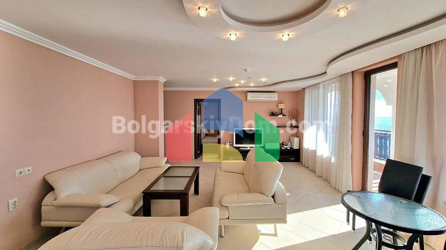 Трехкомнатная квартира в Манастира 2