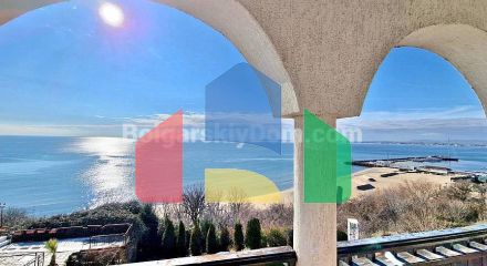 Трехкомнатная квартира в Манастира 2