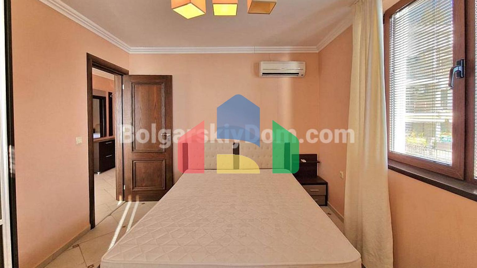 Трехкомнатная квартира в Манастира 2