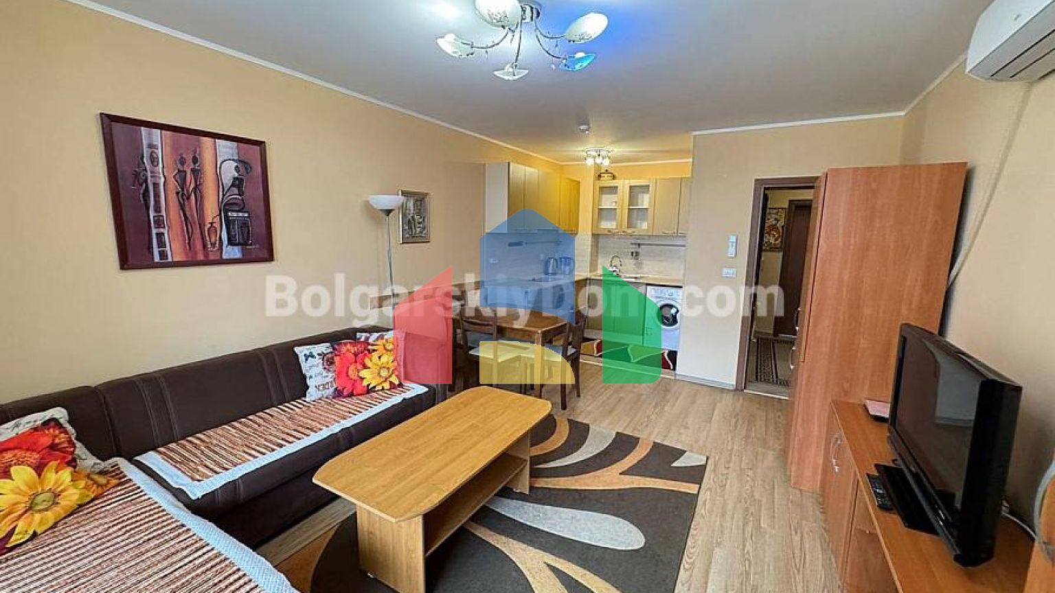 Трехкомнатная квартира в Райский Сад