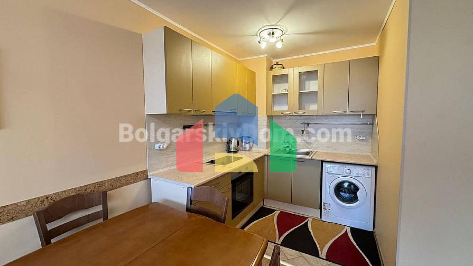 Трехкомнатная квартира в Райский Сад