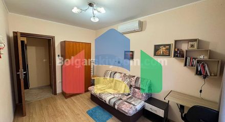 Трехкомнатная квартира в Райский Сад