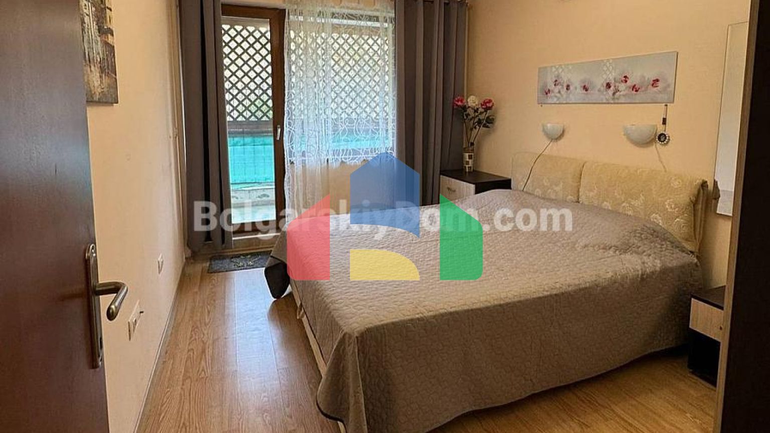 Трехкомнатная квартира в Райский Сад