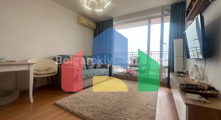 Трехкомнатная квартира в Марина Форт