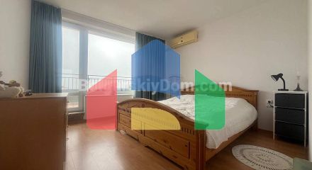 Трехкомнатная квартира в Марина Форт