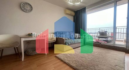 Трехкомнатная квартира в Марина Форт