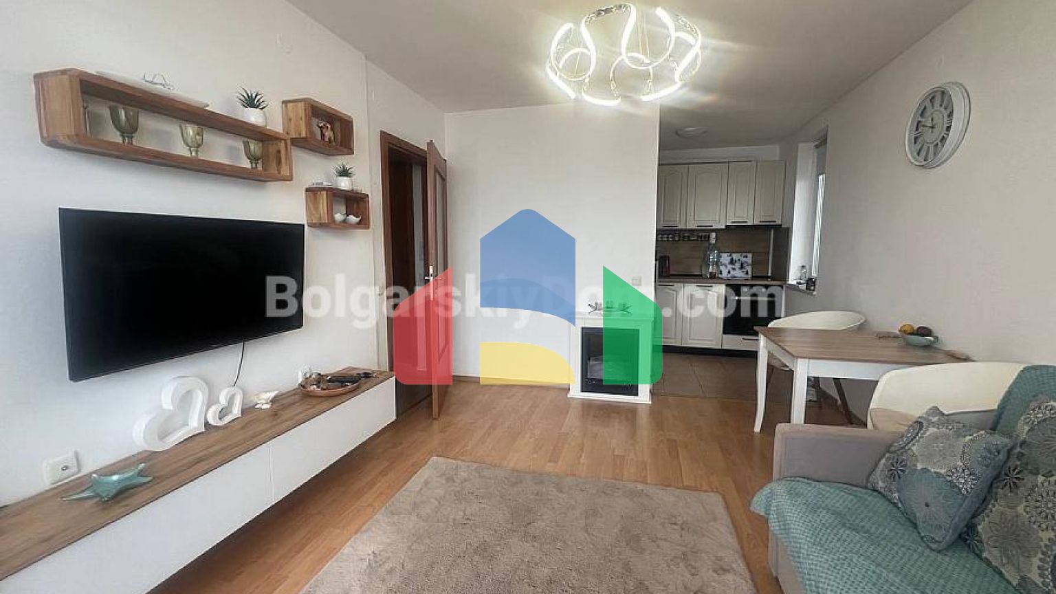 Трехкомнатная квартира в Марина Форт