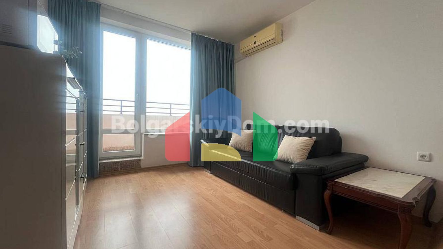 Трехкомнатная квартира в Марина Форт