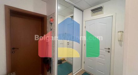 Трехкомнатная квартира в Марина Форт