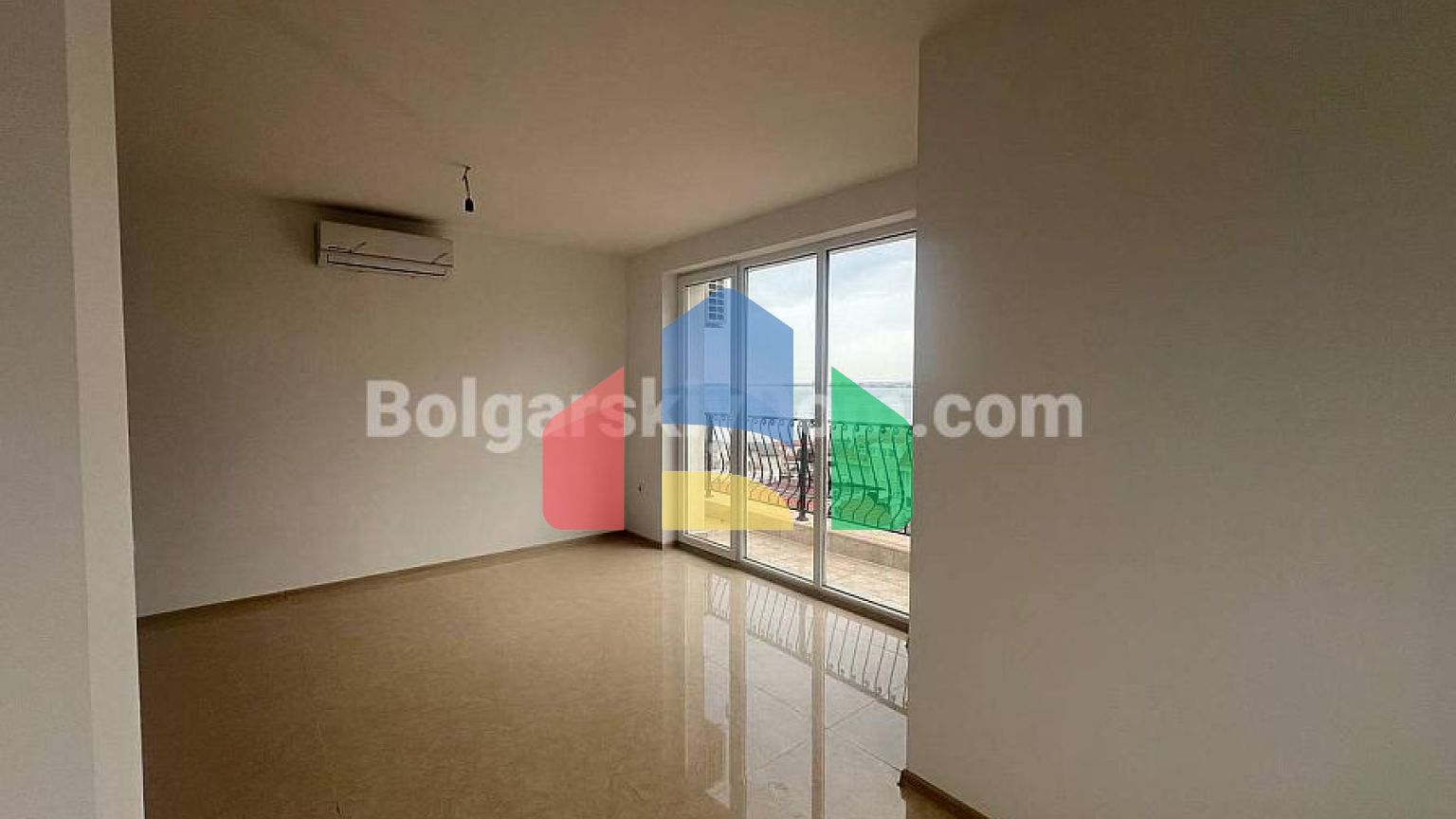 Квартира-студия в Гранд Вилла 1