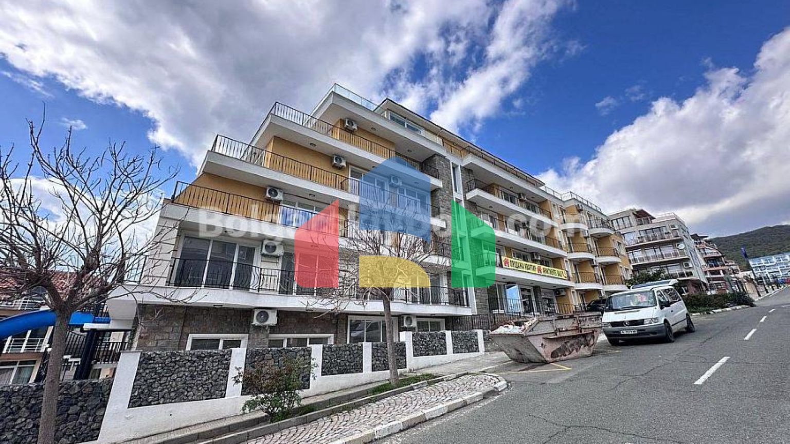 Квартира-студия в Гранд Вилла 1