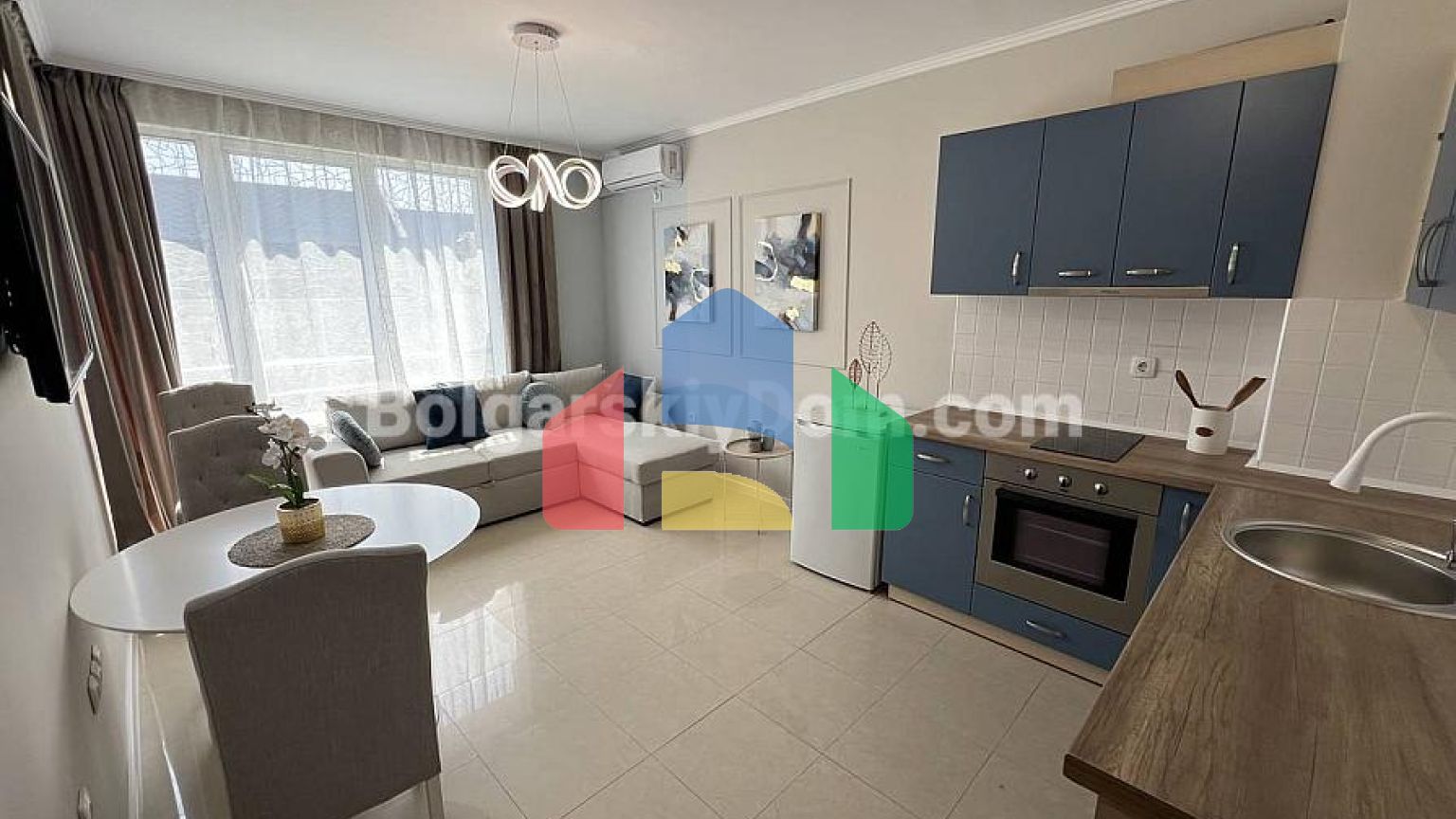 Двухкомнатная квартира в Блу Скай