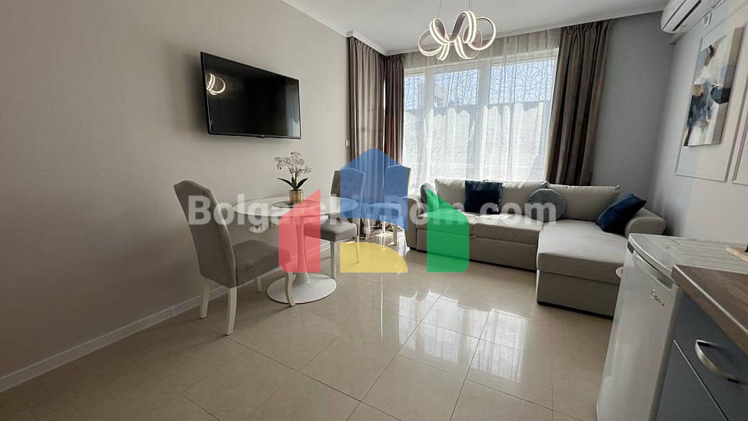 Двухкомнатная квартира в Блу Скай