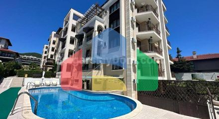 Двухкомнатный пентхаус в Порто Парадизо