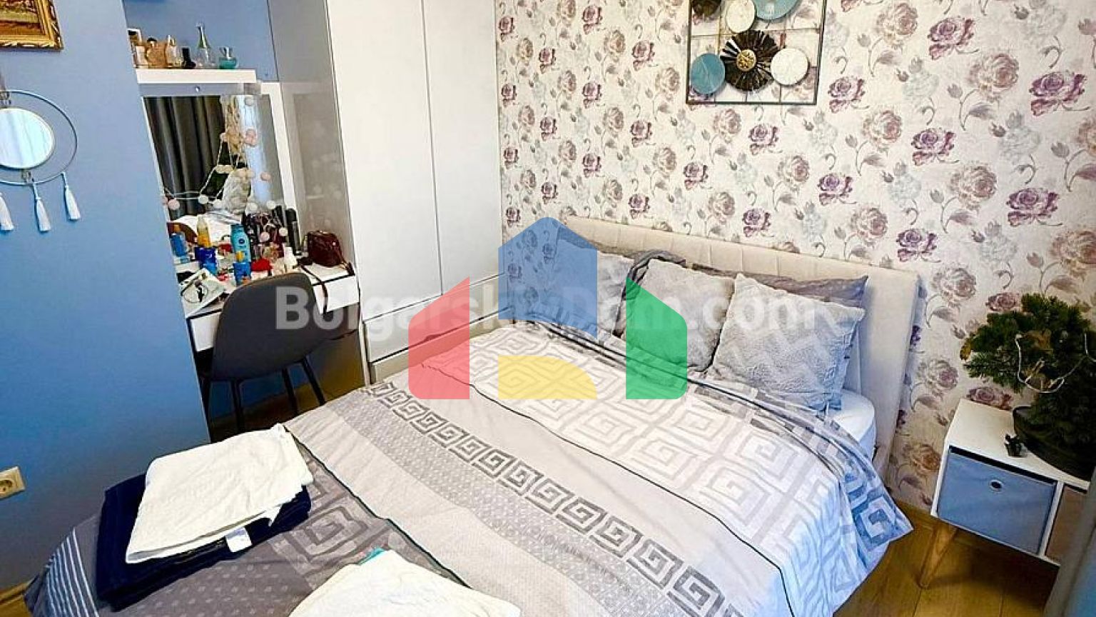 Двухкомнатный пентхаус в Порто Парадизо