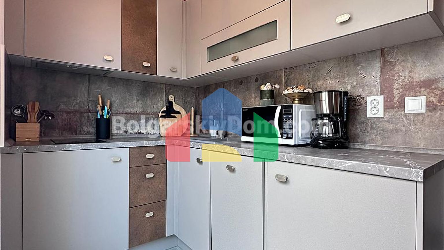 Квартира-студия в Мери Бич