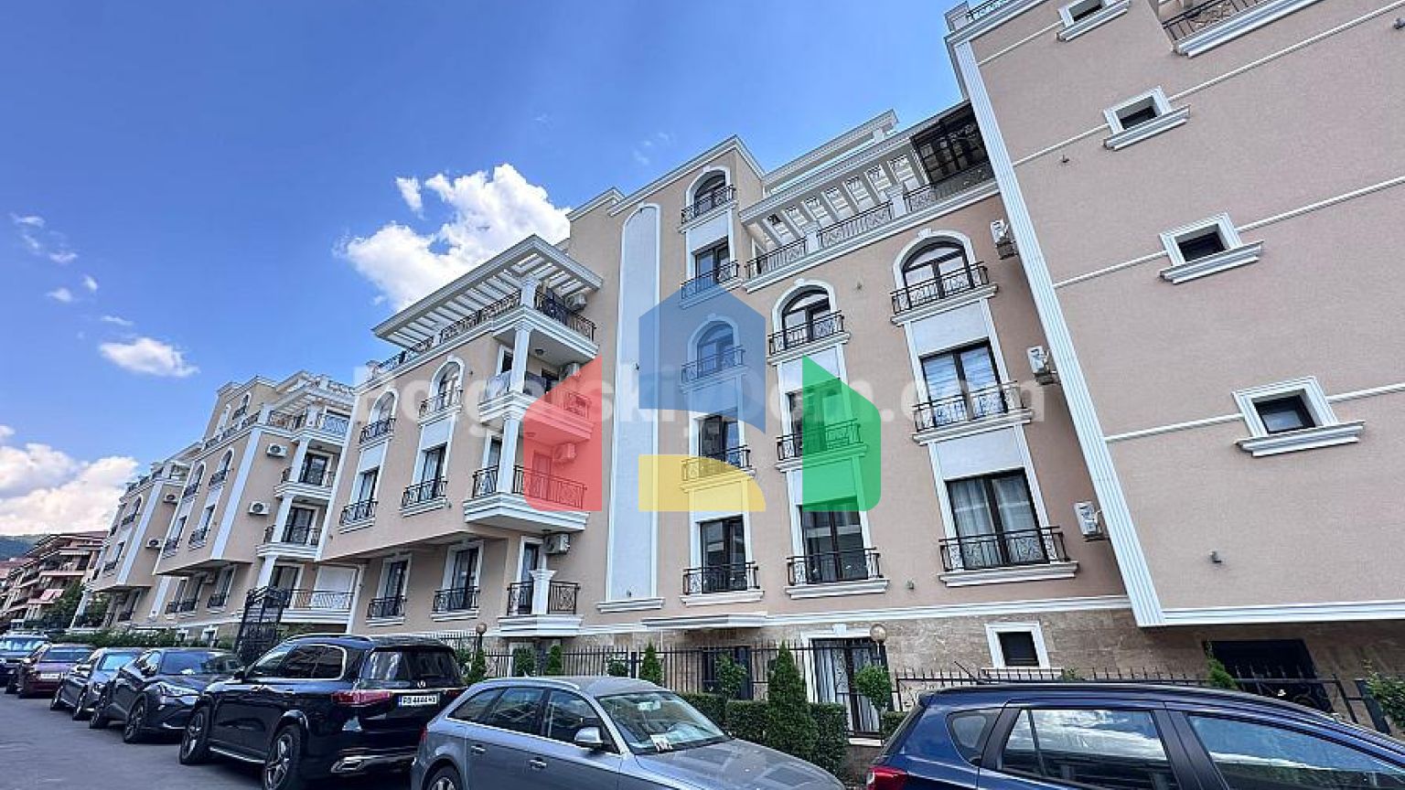 Квартира-студия в Мери Бич