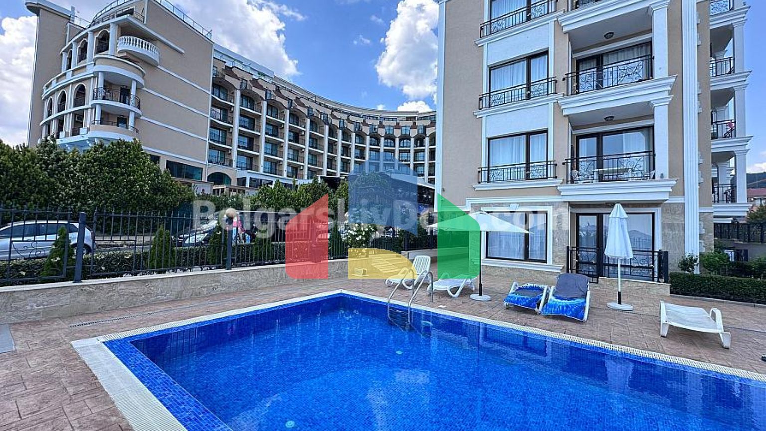 Квартира-студия в Мери Бич