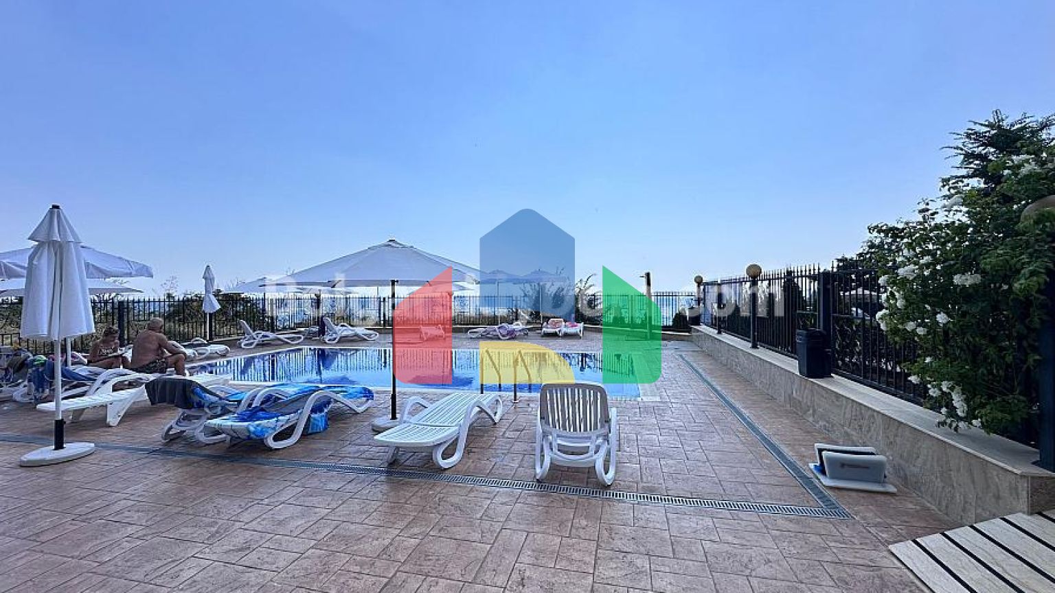 Квартира-студия в Мери Бич