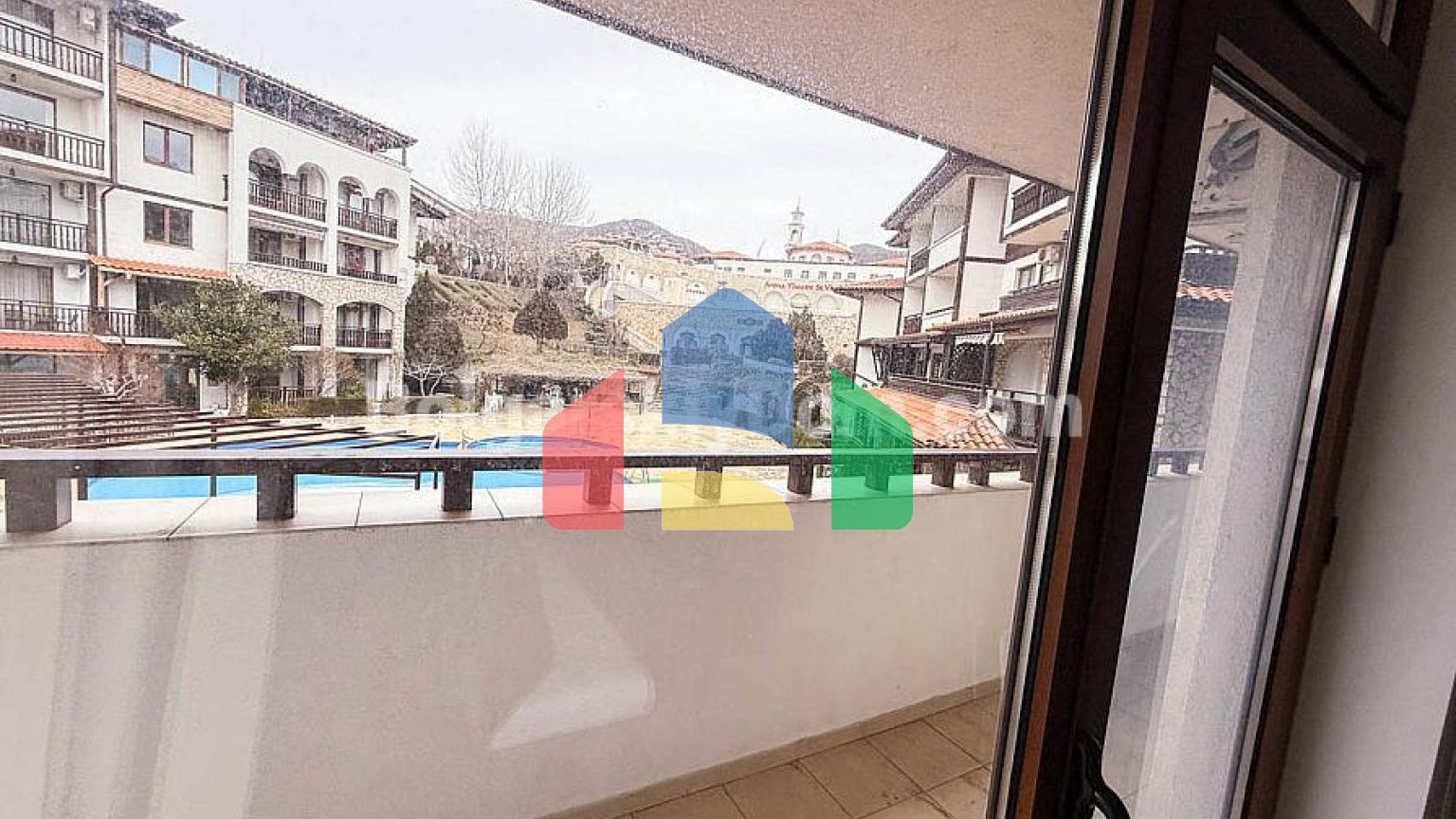 Двухкомнатная квартира в Арена 1