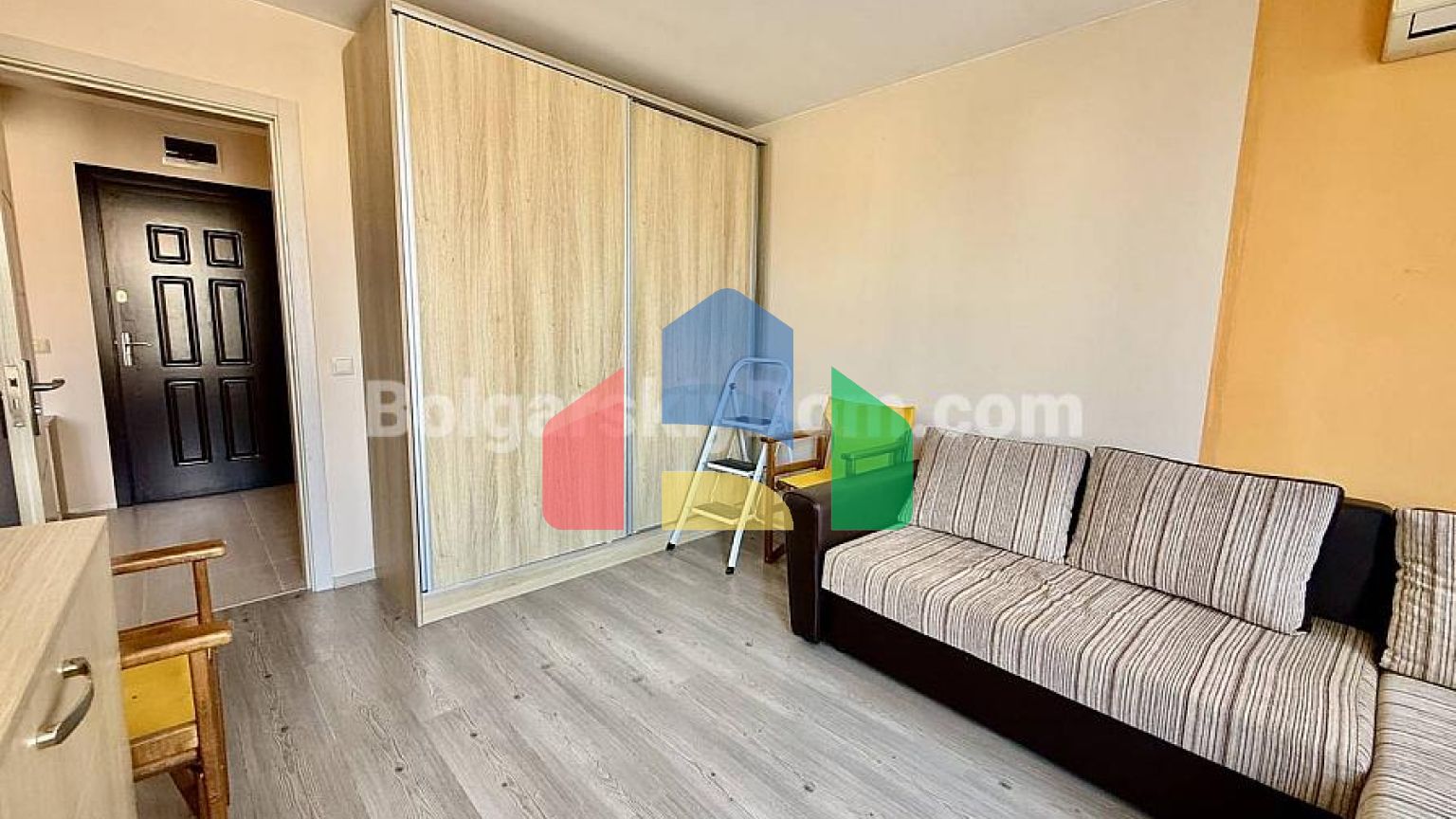 Двухкомнатная квартира в Лайфстайл