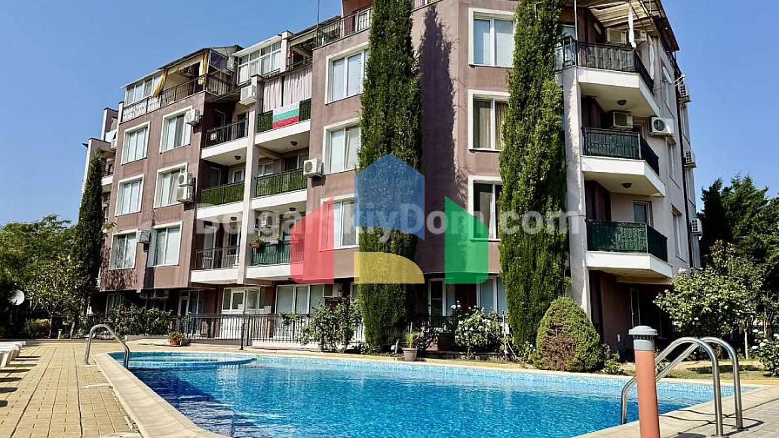 Двухкомнатная квартира в Лайфстайл