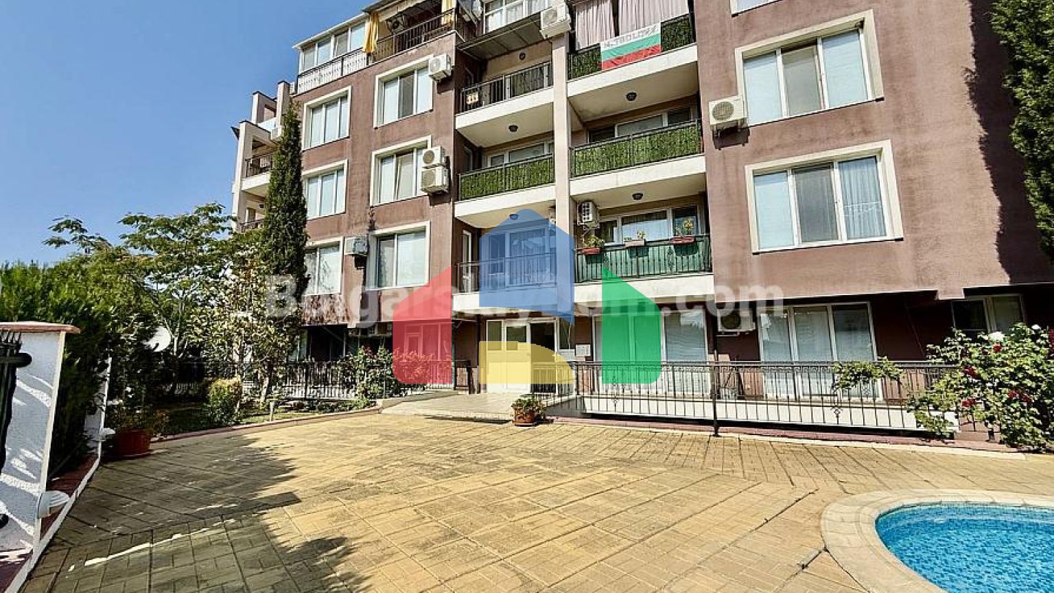 Двухкомнатная квартира в Лайфстайл