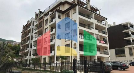 Двухкомнатаная квартира в Марина Парк