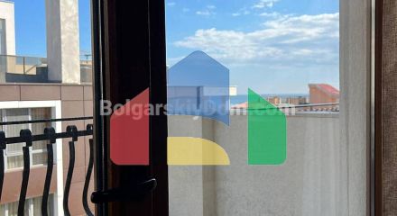 Двухкомнатаная квартира в Марина Парк