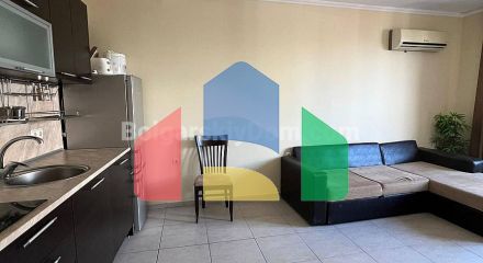 Двухкомнатаная квартира в Марина Парк