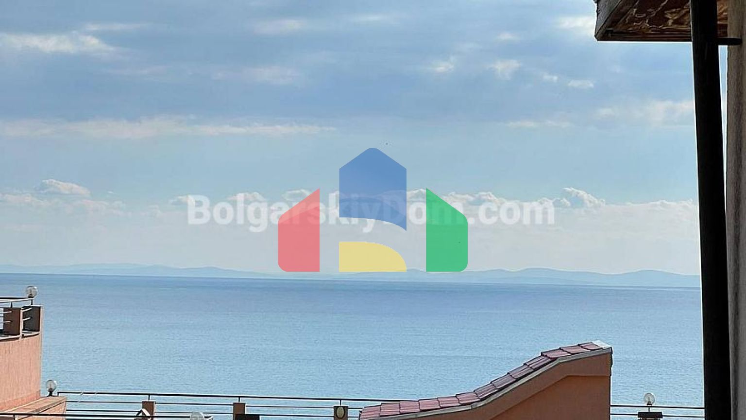 Двухкомнатаная квартира в Марина Парк