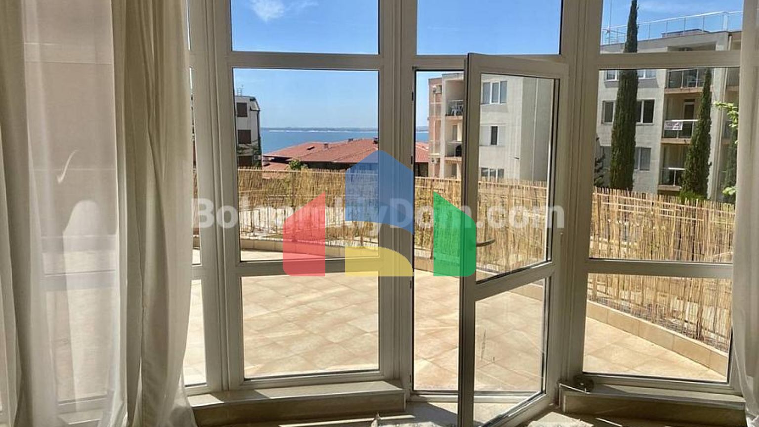 Двухкомнатная квартира в Святом Власе