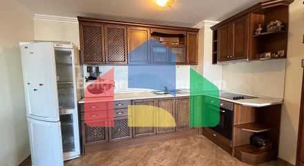 Трехкомнатная квартира в Манастира